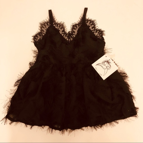 Girl’s Lace Dress - Picture 1 of 4